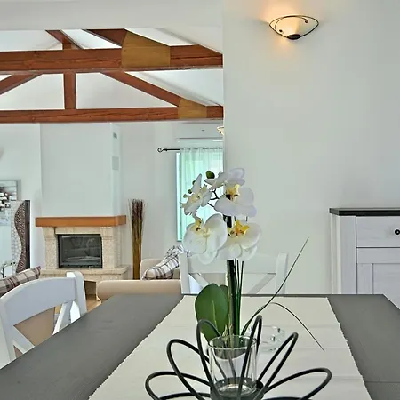 Villa Medulin Stone Zadie *